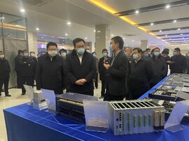 走进云涌——泰州市领导带队观摩“三比一提升”项目建设 走进云涌——泰州市领导带队观摩“三比一提升”项目建设